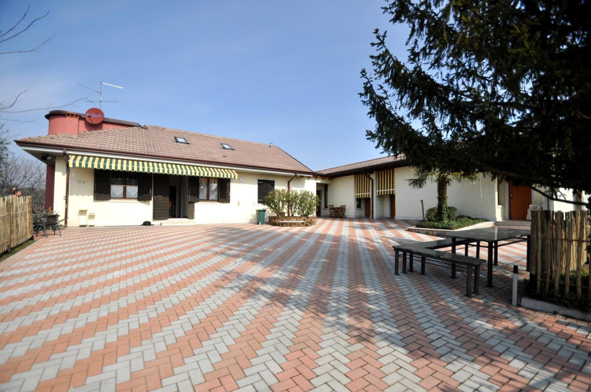 Agriturismo & Agricamping Serena Pastrengo Kamer foto